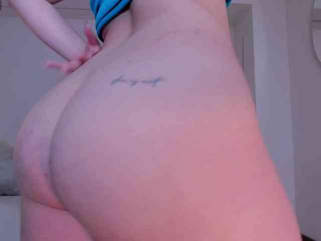 MartinaBelle webcam