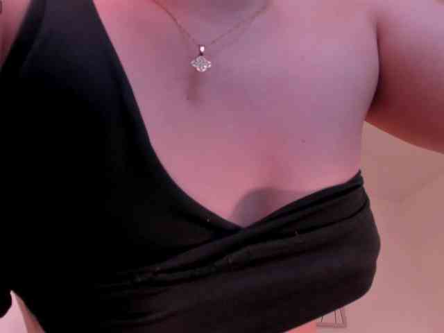 MartinaBelle webcam