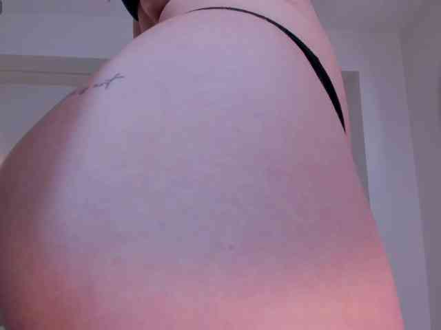 MartinaBelle webcam