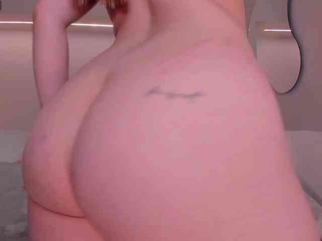MartinaBelle webcam