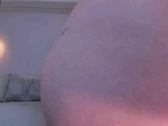 MartinaBelle webcam