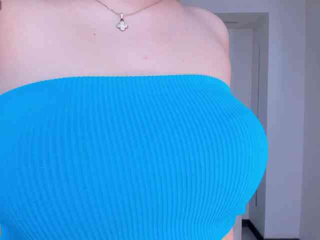 MartinaBelle webcam