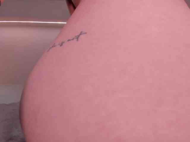 MartinaBelle webcam