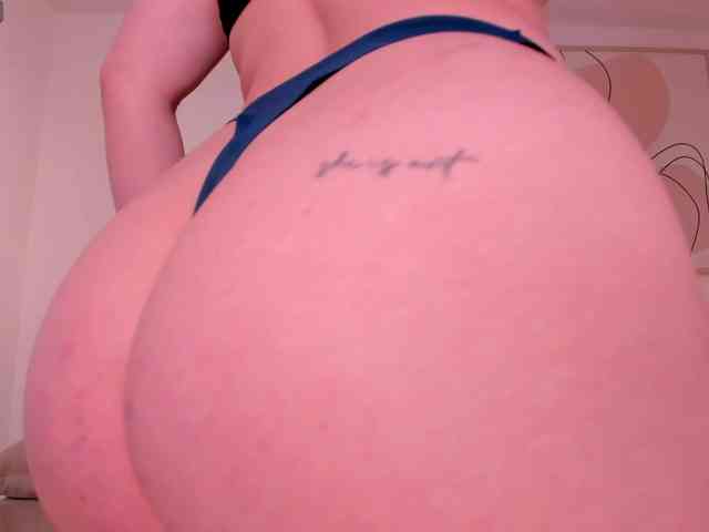 MartinaBelle webcam