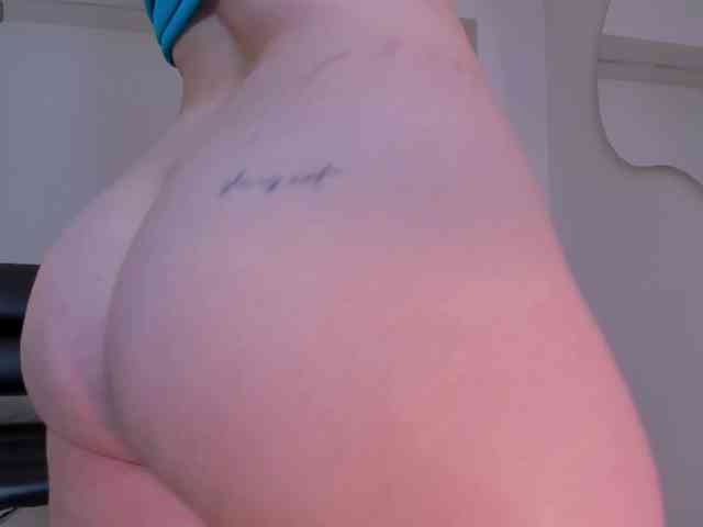 MartinaBelle webcam
