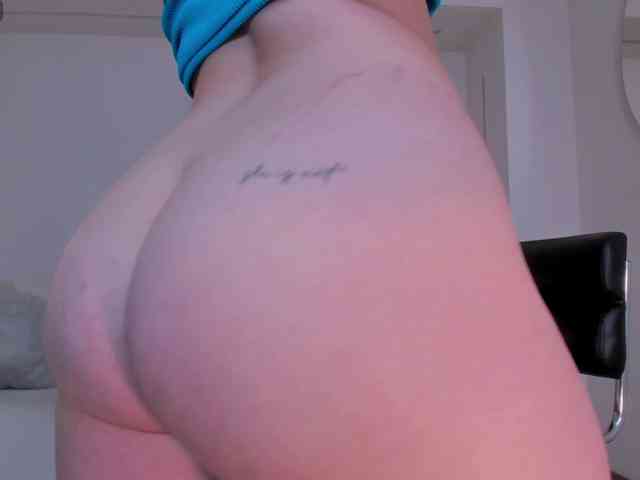 MartinaBelle webcam