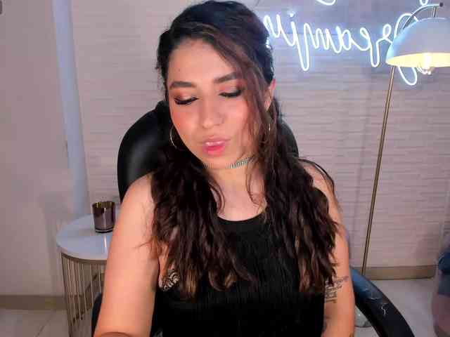 ElizabethDoll webcam