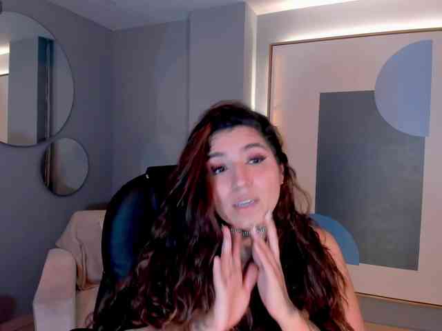 ElizabethDoll webcam
