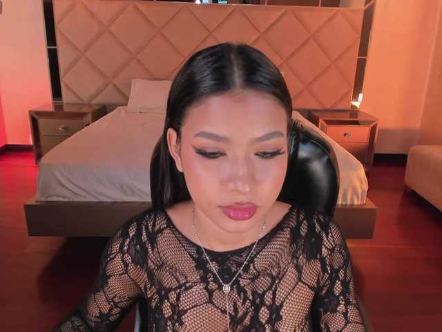 SophieHouston's BongaCams show and profile