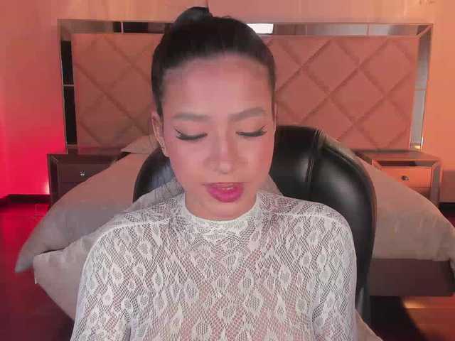 sophiehouston online