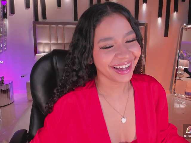 sophiehouston online