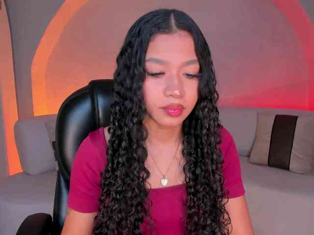 SophieHouston webcam