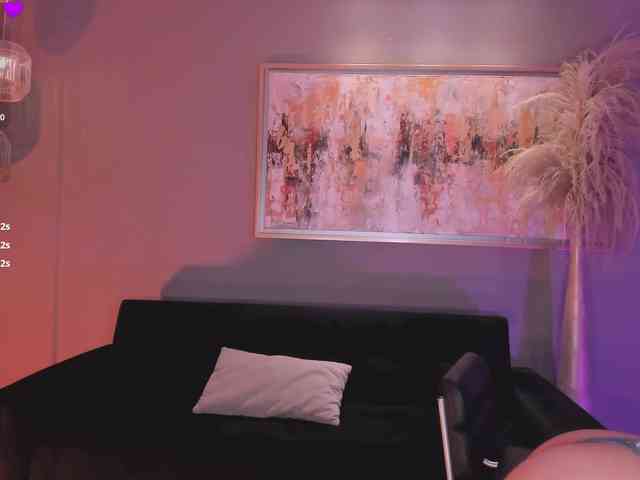 SophieHouston webcam