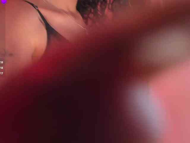 SophieHouston webcam