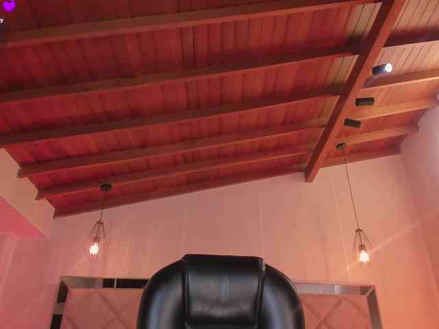 SophieHouston webcam