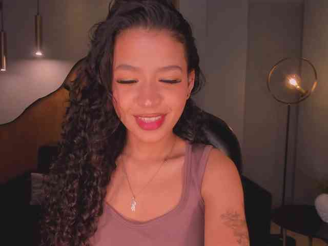 SophieHouston webcam