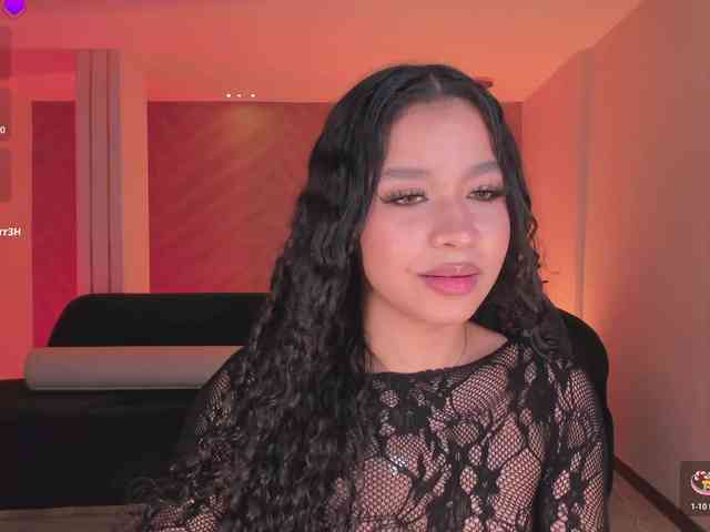 SophieHouston webcam