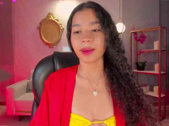 SophieHouston webcam