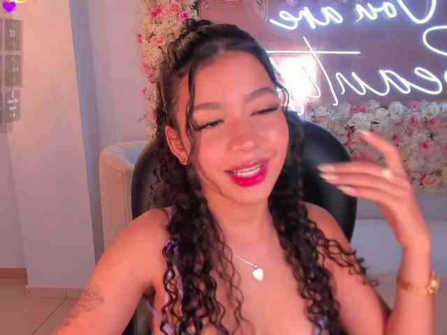 SophieHouston webcam