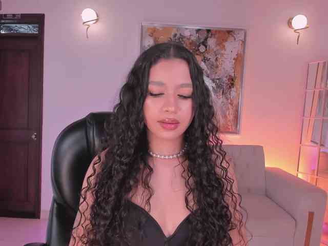 SophieHouston webcam