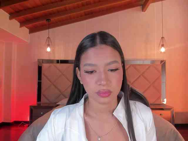 SophieHouston webcam