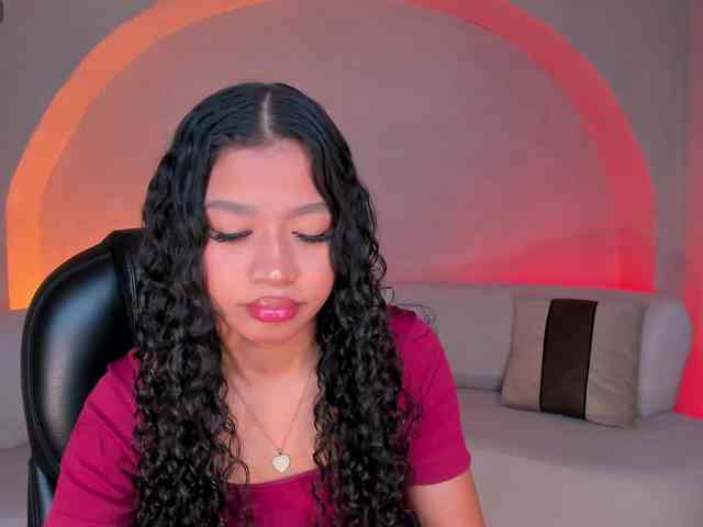 SophieHouston webcam