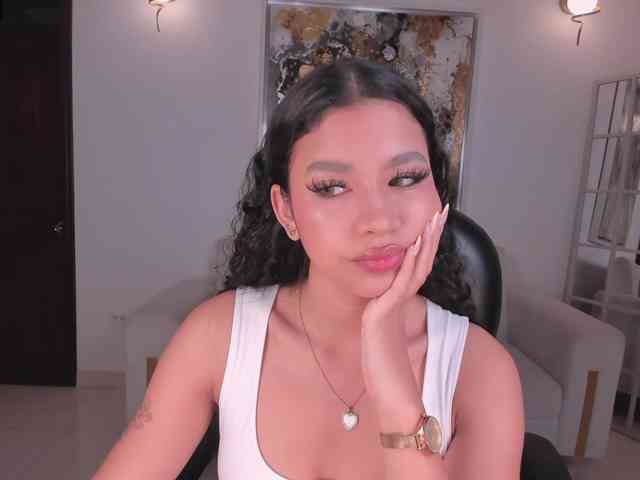 SophieHouston webcam