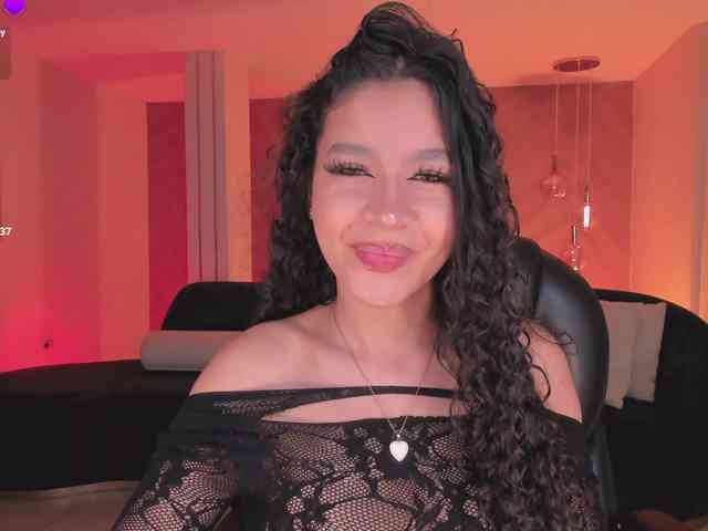 SophieHouston webcam