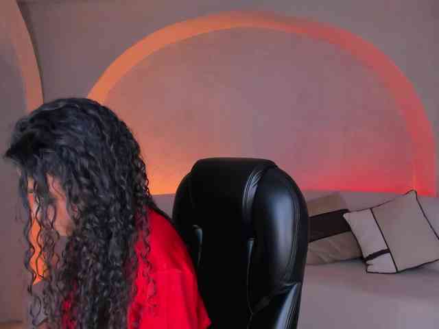 SophieHouston webcam