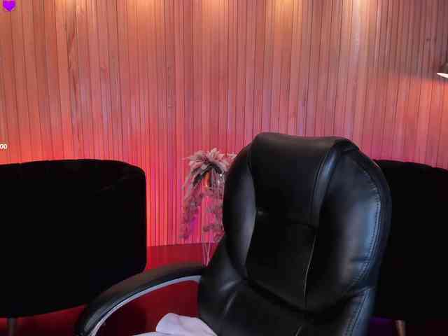 SophieHouston webcam