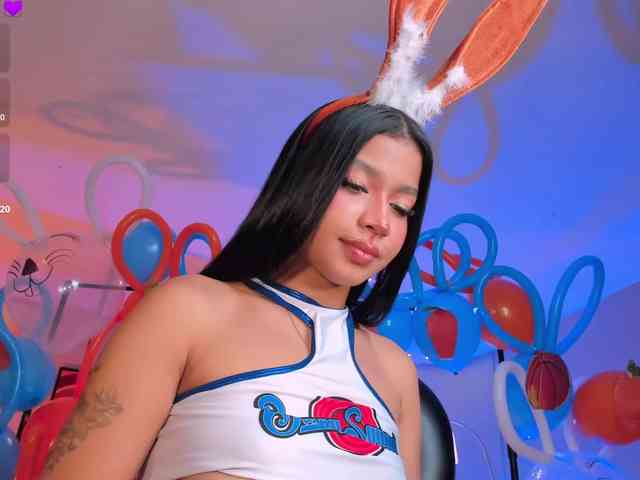 SophieHouston webcam