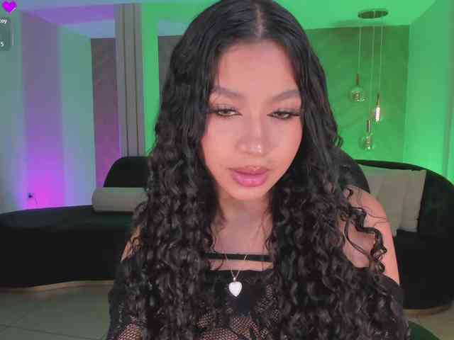 SophieHouston webcam