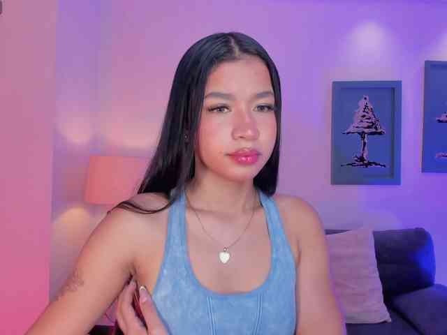 SophieHouston webcam