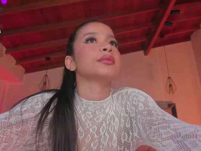 SophieHouston webcam