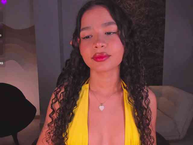SophieHouston webcam