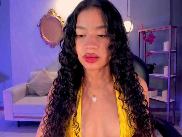 SophieHouston webcam