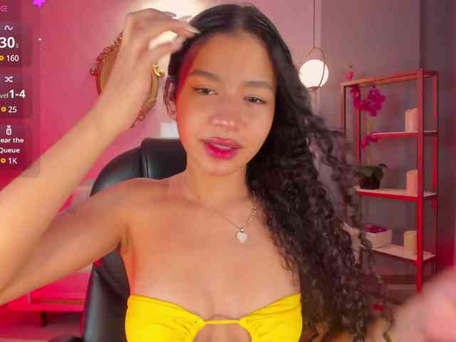 SophieHouston webcam