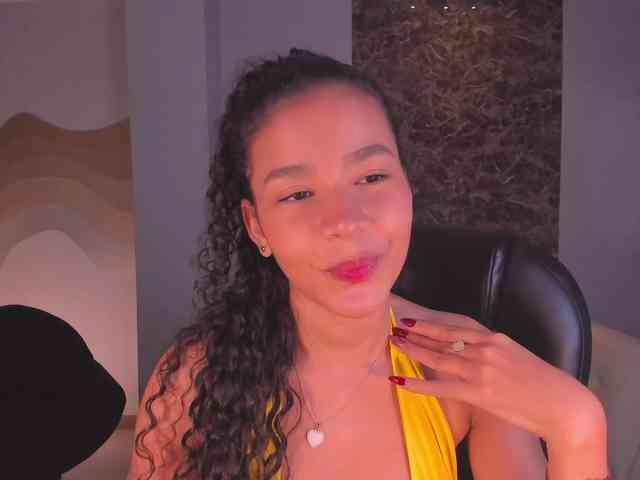 SophieHouston webcam