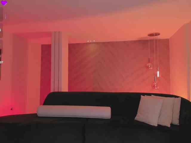 SophieHouston webcam