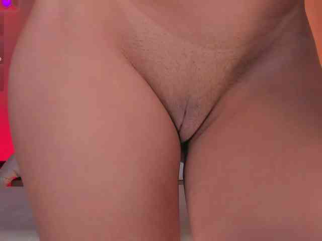 SophieHouston webcam