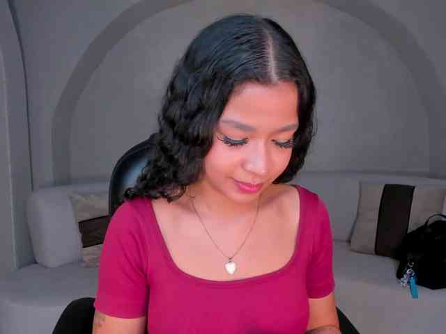 SophieHouston webcam