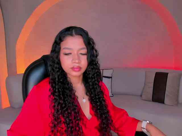 SophieHouston webcam