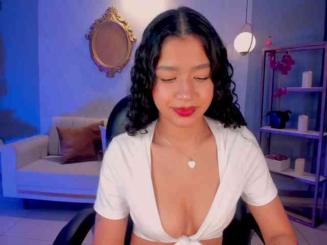 SophieHouston webcam