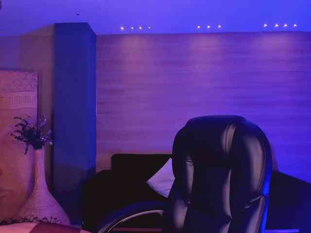 SophieHouston webcam