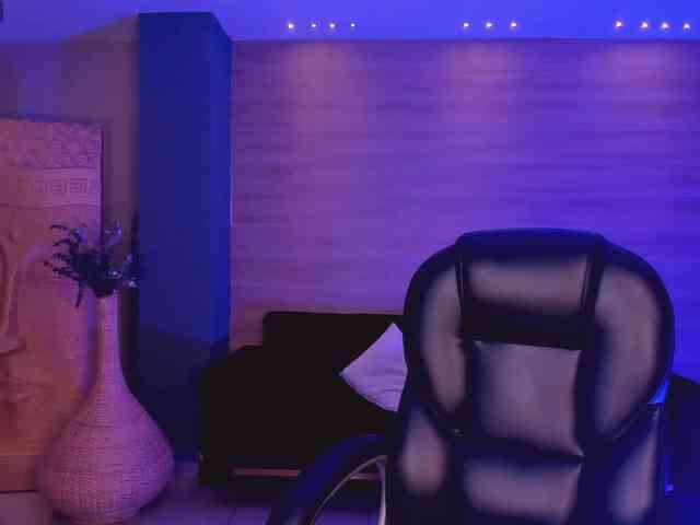 SophieHouston webcam