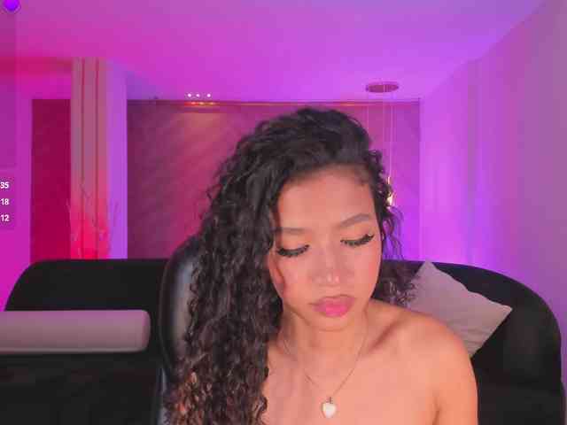 SophieHouston webcam