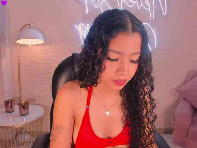 SophieHouston webcam