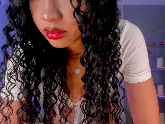 SophieHouston webcam