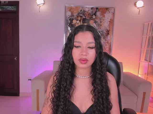 SophieHouston webcam