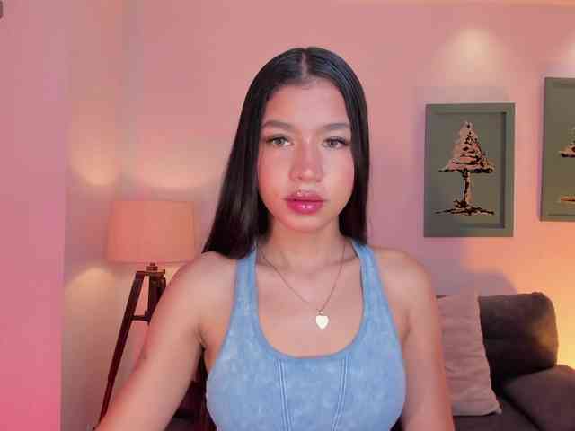 SophieHouston webcam